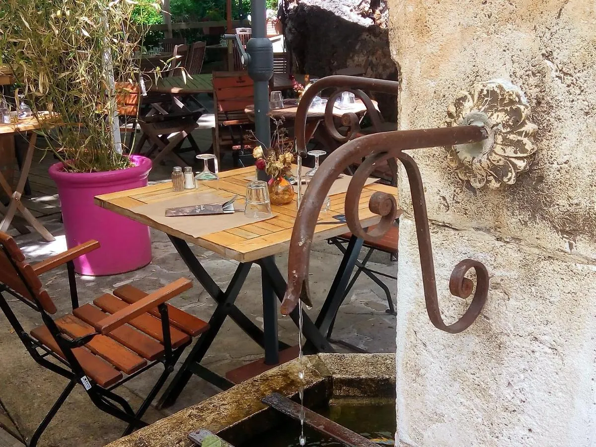 ***  Le Moulin De La Pipe - Logis Hotel Restaurant Plan-de-Baix France